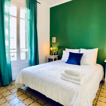 Lepanto Apartments 150M From Sagrada Familia-3